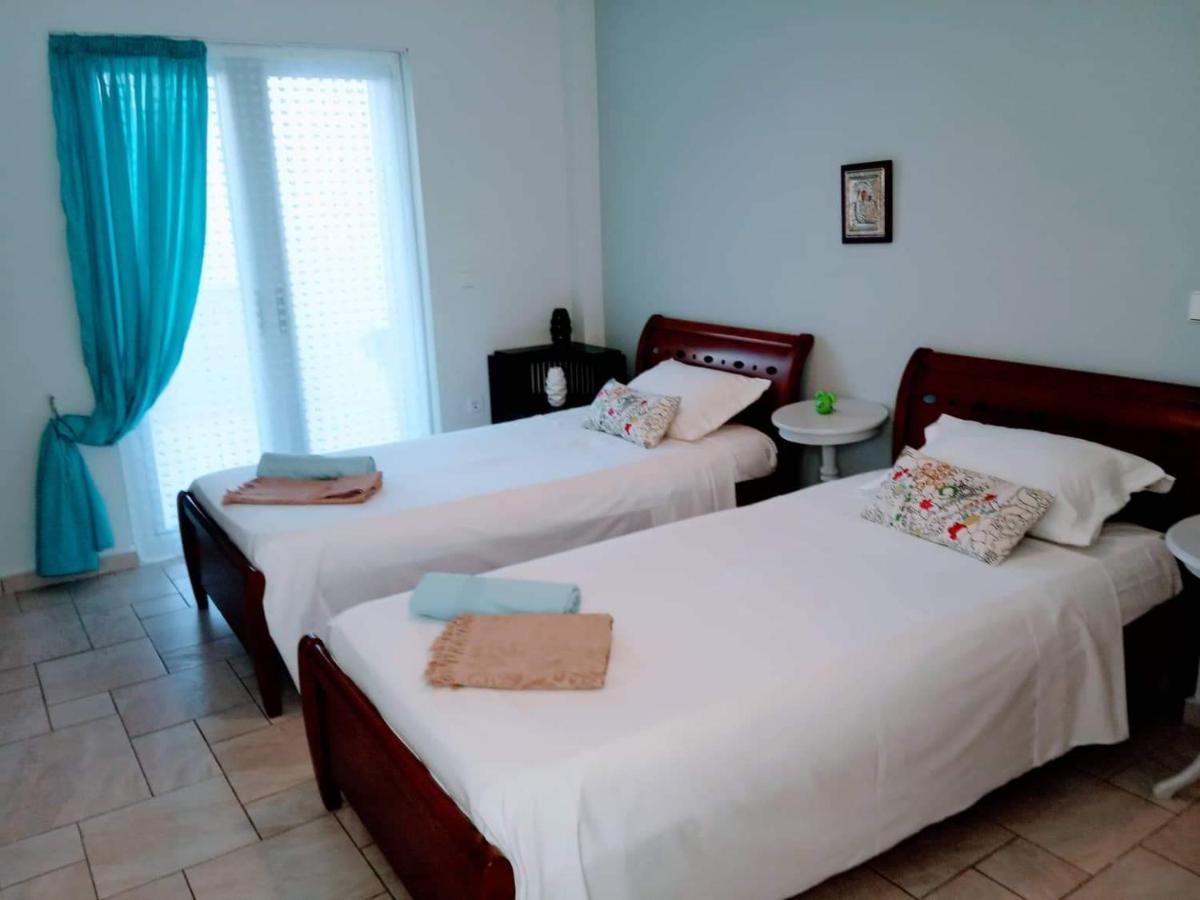 Apartament Πέτρινο Στη Θάλασσα Nafpaktos Zewnętrze zdjęcie