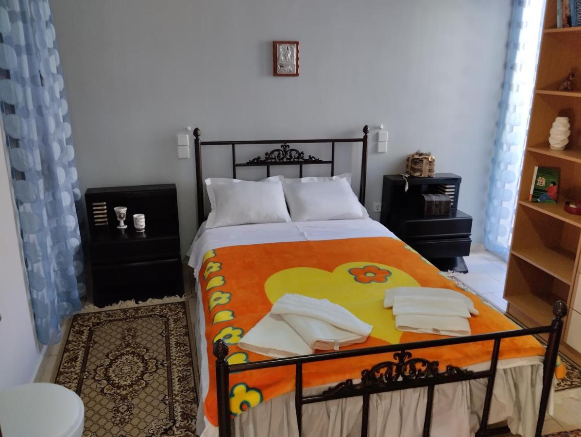 Apartament Πέτρινο Στη Θάλασσα Nafpaktos Zewnętrze zdjęcie