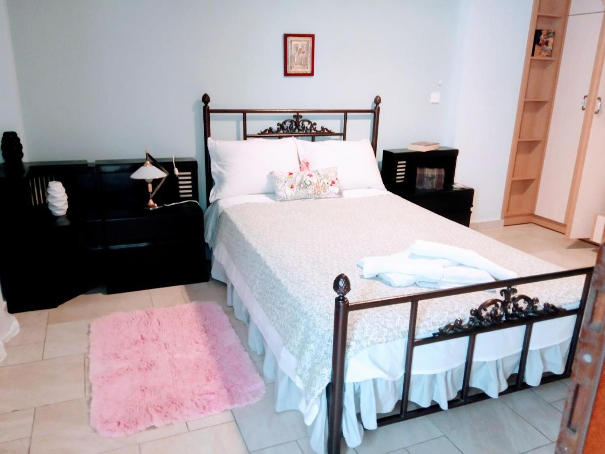 Apartament Πέτρινο Στη Θάλασσα Nafpaktos Zewnętrze zdjęcie