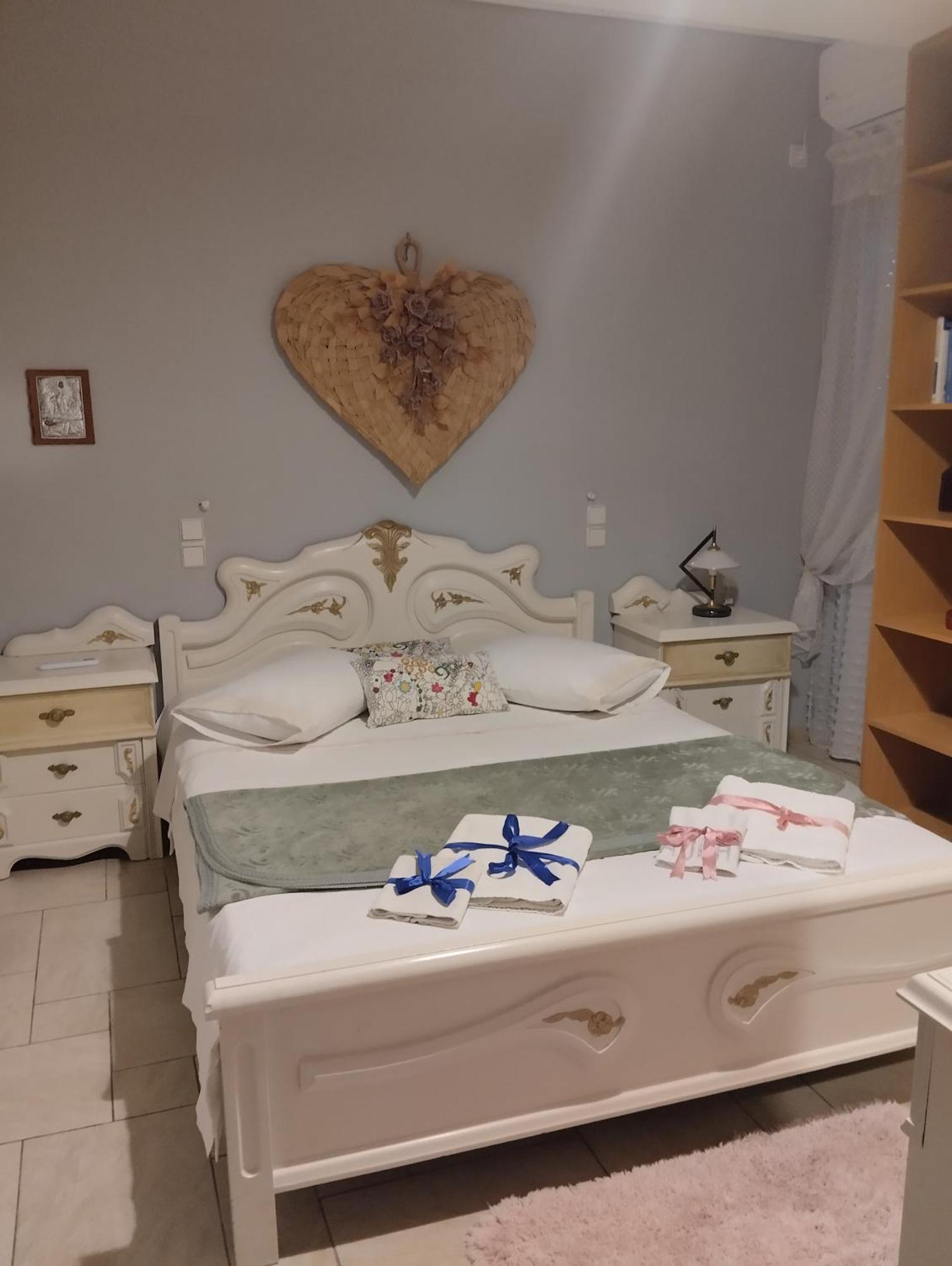 Apartament Πέτρινο Στη Θάλασσα Nafpaktos Zewnętrze zdjęcie